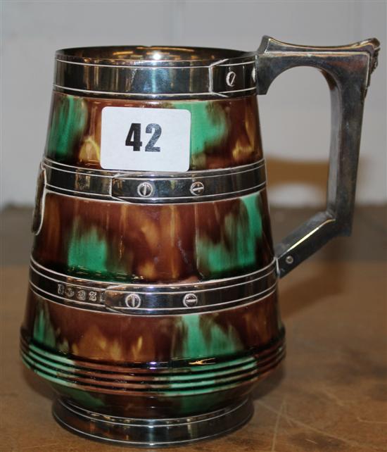 Majolica Egyptian handle mug